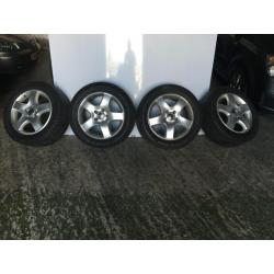 Volkswagen Transporter T5 velgen 17'' en banden 225/55/17