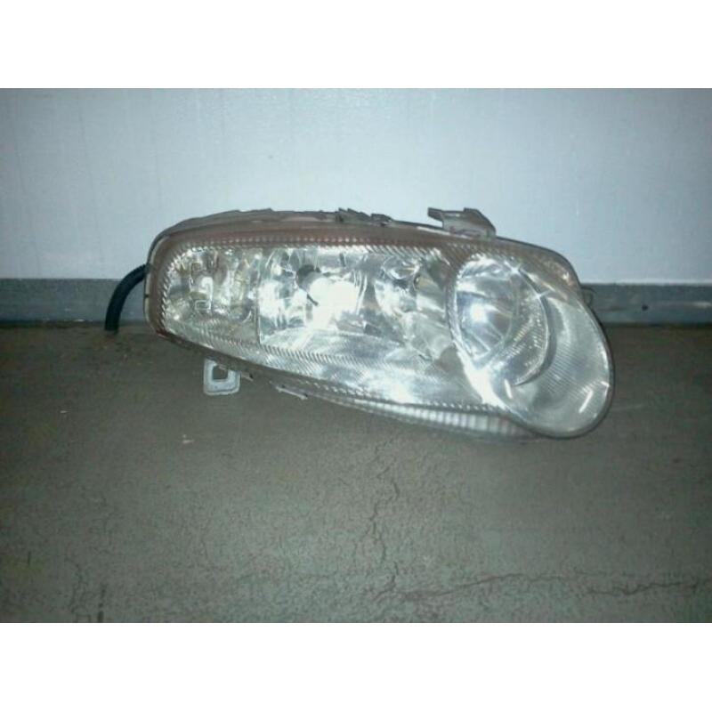 Rechter koplamp Alfa Romeo 147 01-05