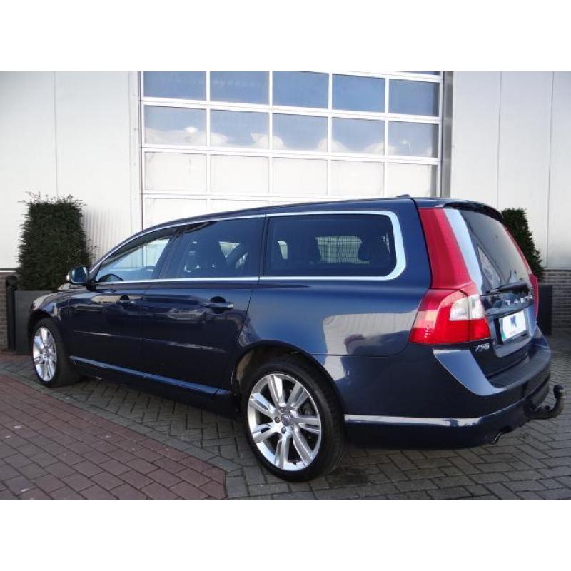 Volvo V70 3.0 T6 AWD Momentum Automaat Navi Standkachel Xeno