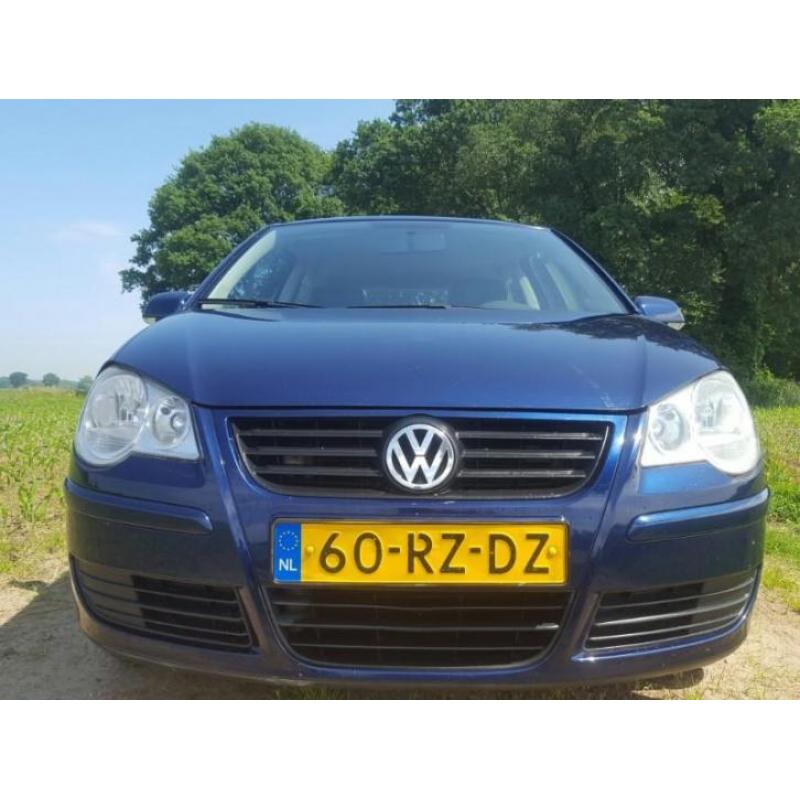 Volkswagen Polo 1.4 63KW FSI 2005 Blauw Airco crus