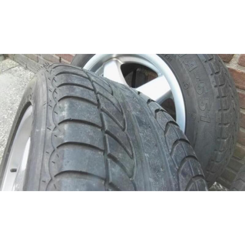 16" Mercedes LM 5 spaaks velgen met zomerbanden 6mm