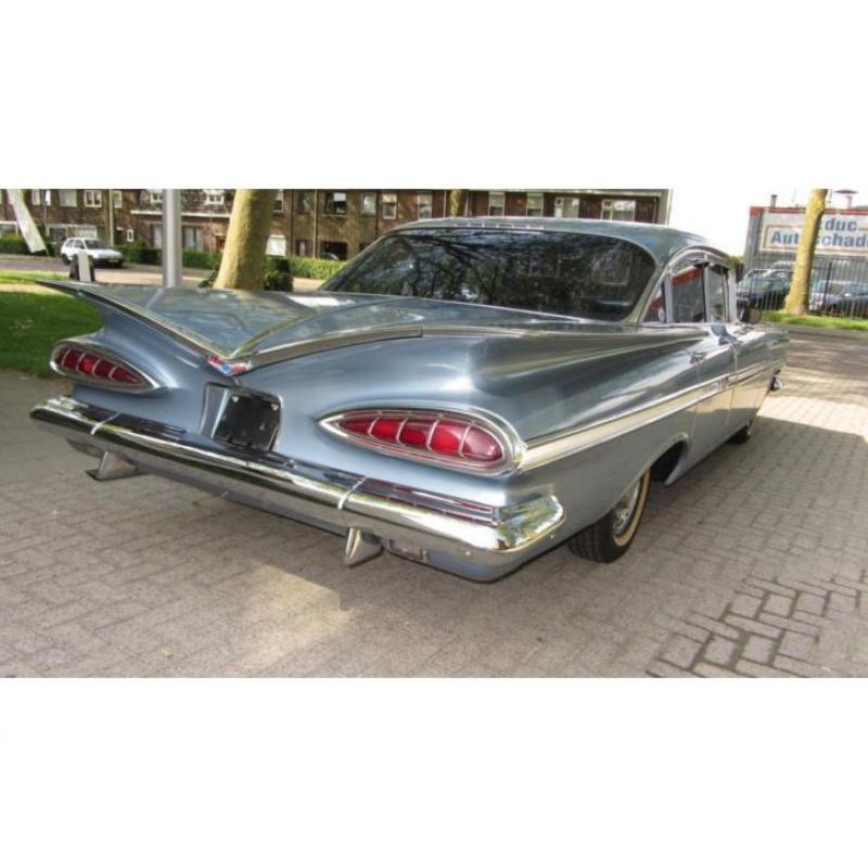 Chevrolet Impala V 8 Sedan zeer nette en geheel originele Au