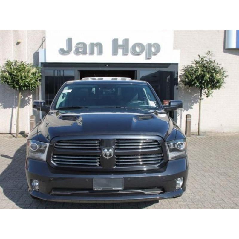 Dodge Ram 5.7 HEMI Sport 8-trapsautom