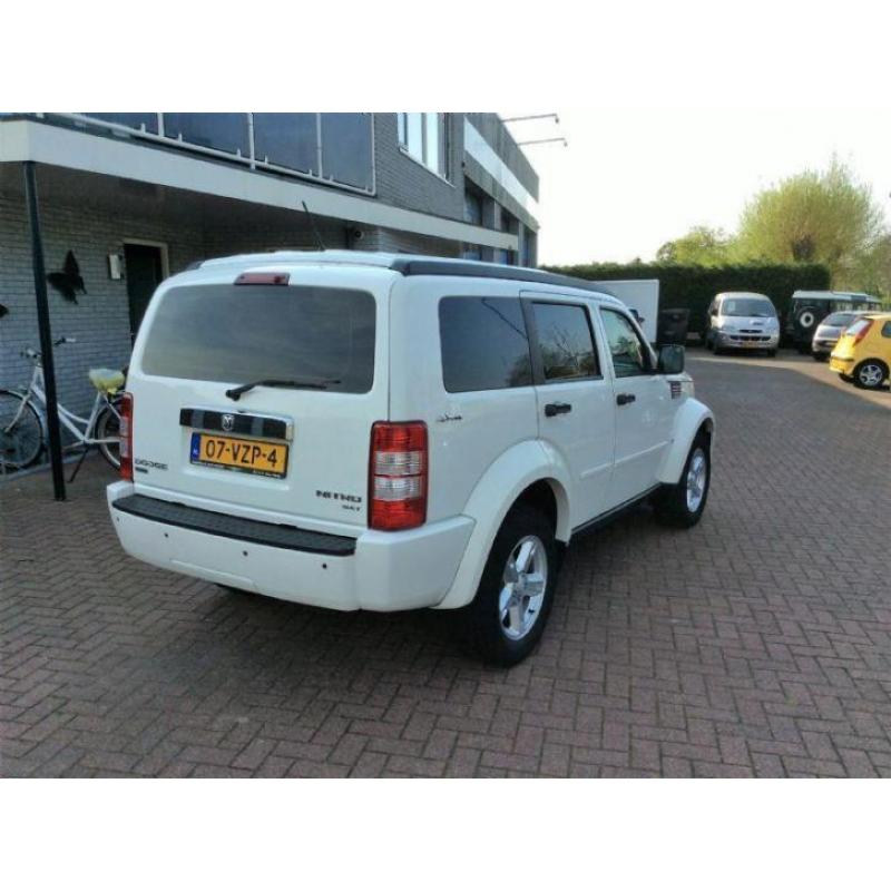 Dodge Nitro 2.8 CRD SXT Automaat grijs kent marge (bj 2009)