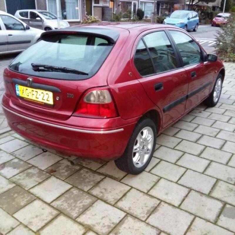 Rover 200-Serie 1.6 SI 216 CVT 1998 Rood Motorschade