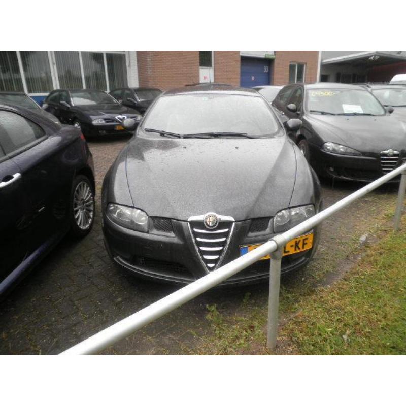 Alfa Romeo Alfa-GT 2.0 JTS 2006 Grijs ( verbrande klep ? )