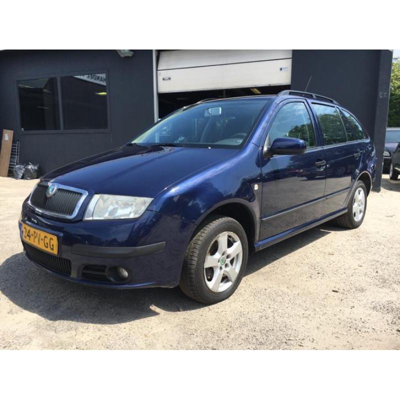 Skoda Fabia 1.4 Combi Airco! Zuinige auto! Nette staat!