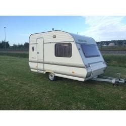 Prachtige Home Car FAMILIE CARAVAN met voortent en luifel