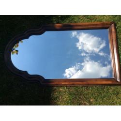 Mooie houten spiegel