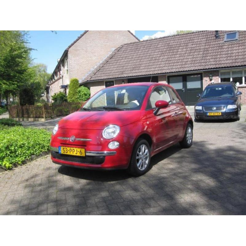 Fiat 500 1.2 AUTOMAAT 2011 Rood, zeer lage kilometerstand