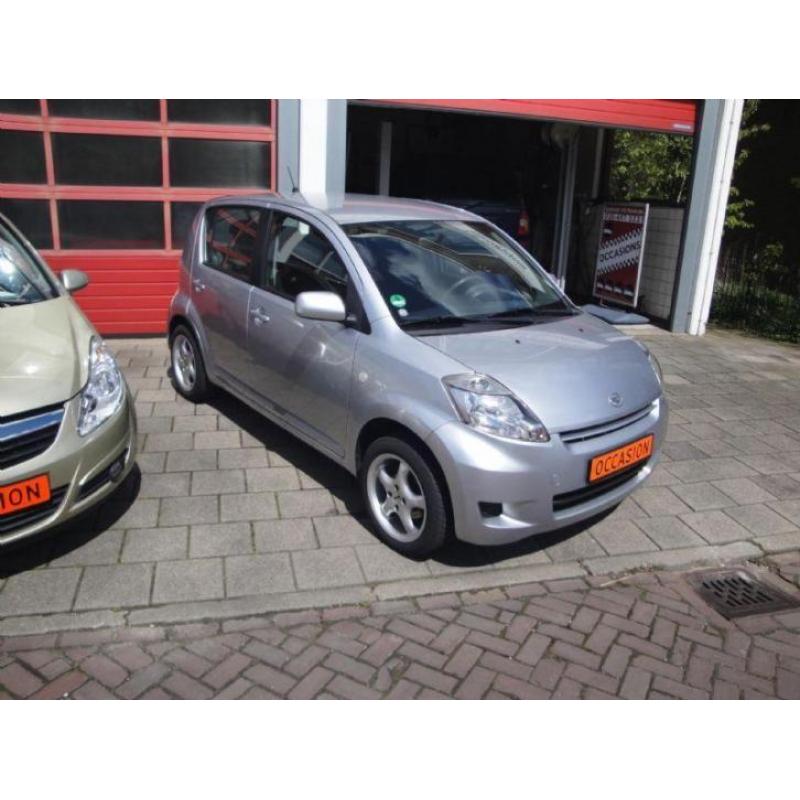 Daihatsu Sirion 2 1.0-12V 5 Drs Premium Airco