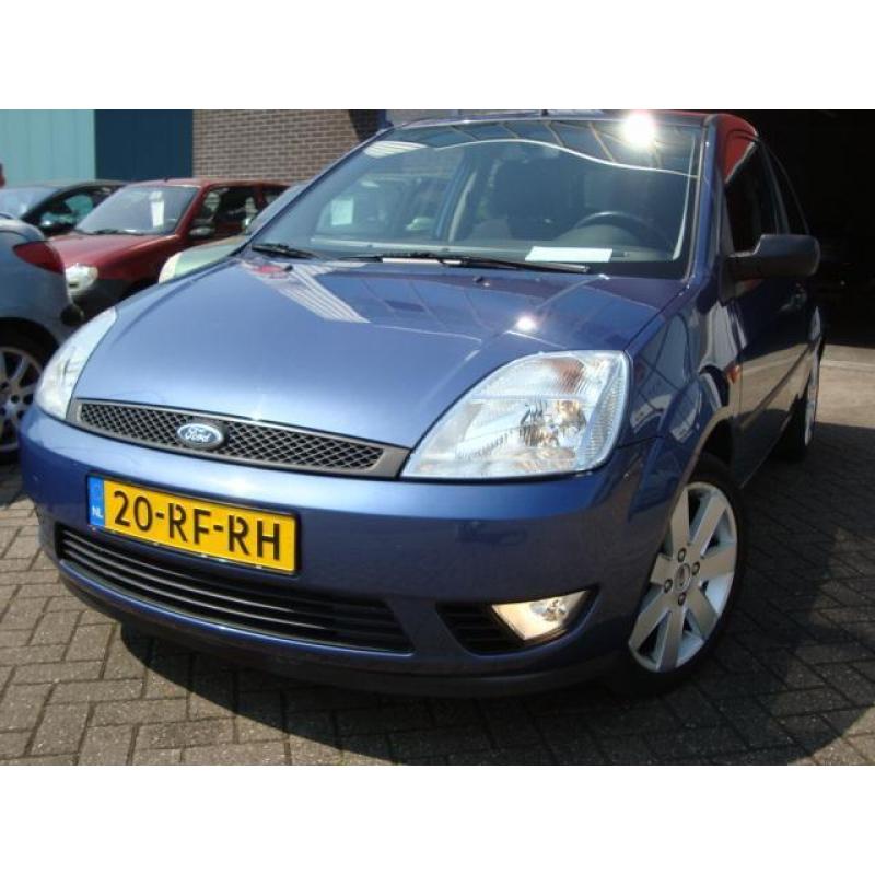 Ford Fiesta 1.3 FUTURA + AIRCO+APK mei 17 (bj 2005)