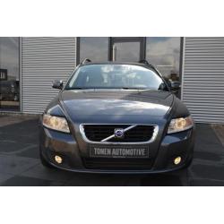 Volvo V50 2.4 D5 Geartronic+Leder+61990km! (bj 2007)