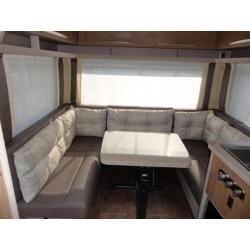 Burstner Averso 460 TS 2015 nieuwstaat € 16750,- voortent