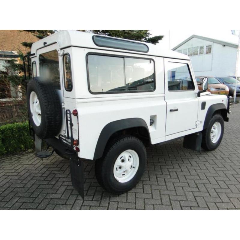 Land Rover Defender 2.5 90 Tdi County