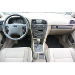 Volvo V40 1.8 122PK AUTOMAAT Airco / Trekhaak / Radio cd / C