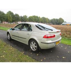 Renault Laguna 3.0 V6-24v Initiale AUT 2003 Geel NW APK!!