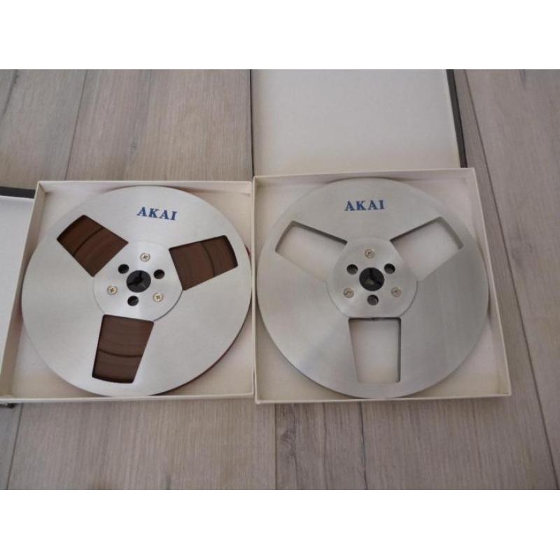 2 AKAI ATR-7M 18cm METALLIC REEL in orginele doos nieuwstaat