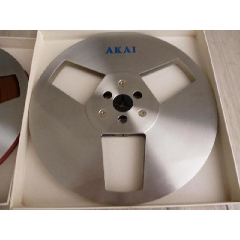 2 AKAI ATR-7M 18cm METALLIC REEL in orginele doos nieuwstaat