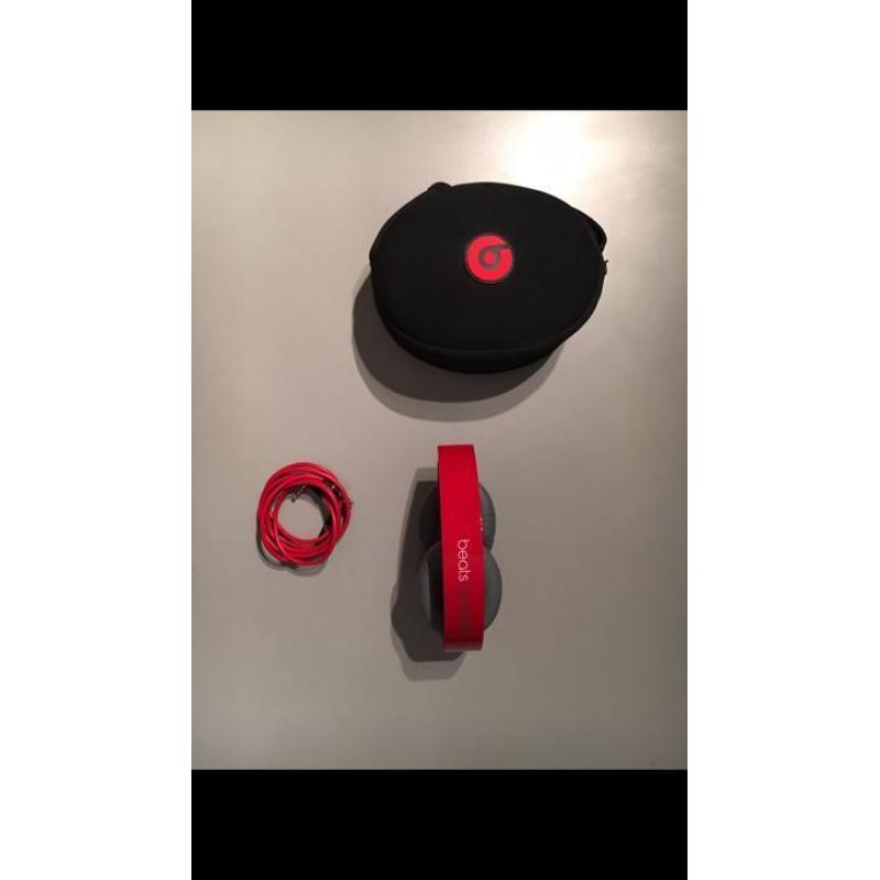 Beats by dre solo hd red