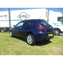 Alfa Romeo 147 1.9 JTD Distinctive