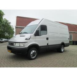 Iveco Daily 35 S 12V 330 H2 (bj 2006)