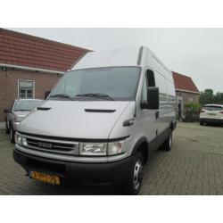 Iveco Daily 35 S 12V 330 H2 (bj 2006)