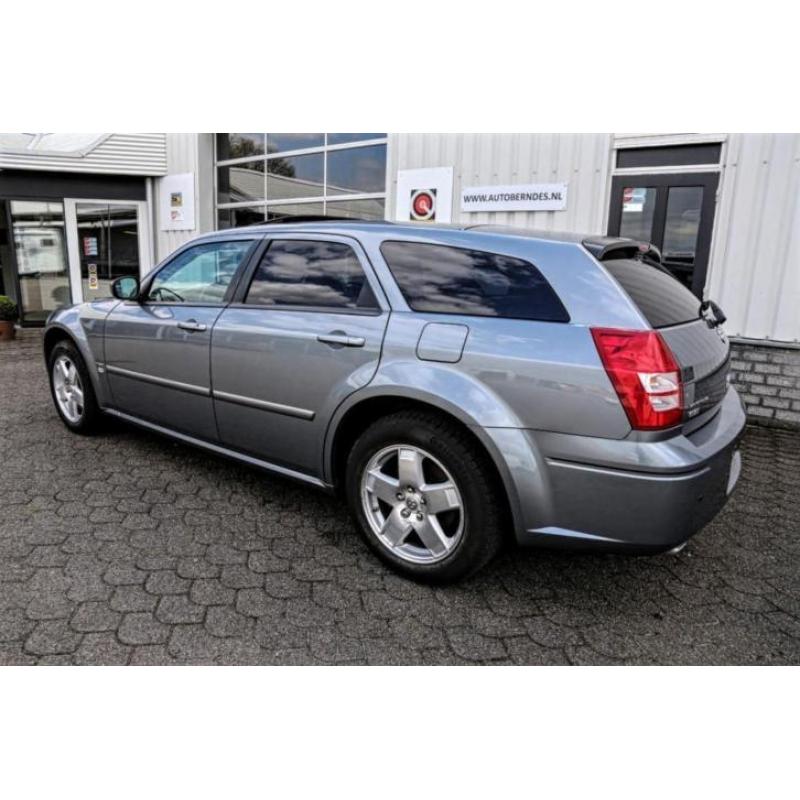 Dodge Magnum wagon AWD 5.7i HEMI Automaat*Navi/Leder/Boston