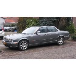 Jaguar XJ6 3.0 AUT 2005 Grijs