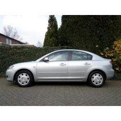 Mazda 3 TREKHAAK/16-16v/AIRCO/109.000 km (bj 2006)