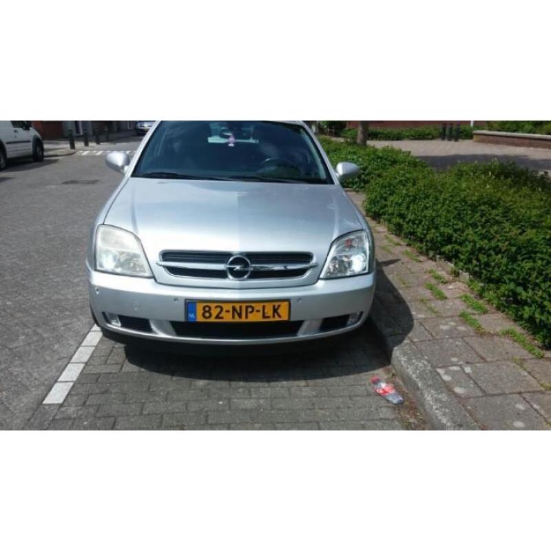 Opel Vectra 3.0 Cdti St.wgn. AUT 2004 Grijs