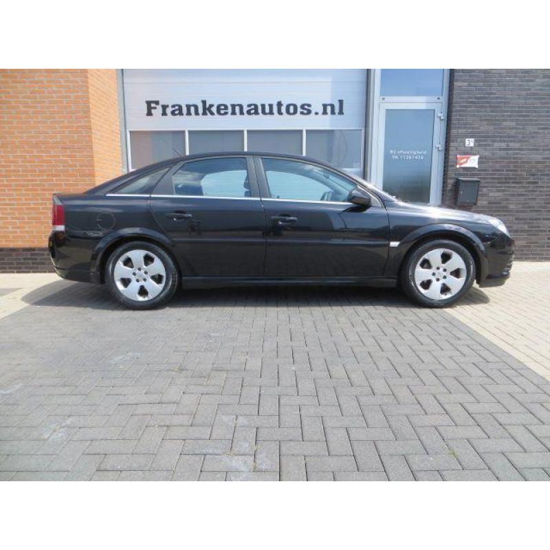 Opel Vectra GTS 1.8 16V Navi Clima Trekhaak 119dkm!