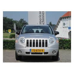 Jeep Compass 2.4i Sport 4x4 / Schuif kanteldak / Airco