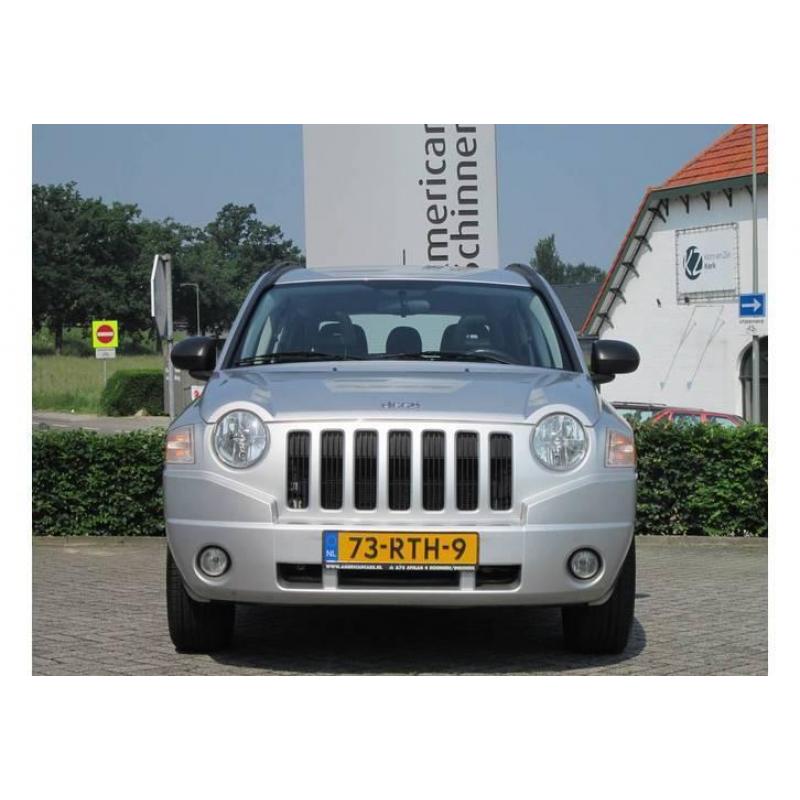 Jeep Compass 2.4i Sport 4x4 / Schuif kanteldak / Airco