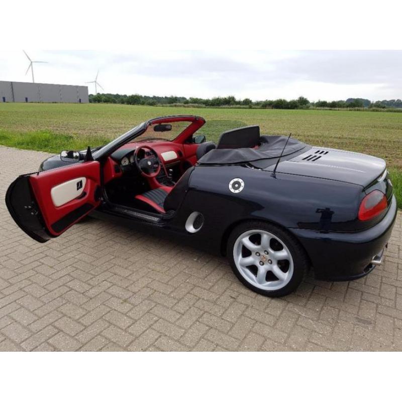 Super Strakke MG MGF 1.8 I VVC 1999 Zwart met TF gril