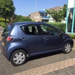 Toyota Aygo 1.0 12V Vvt-i 5DRS 2009 Blauw