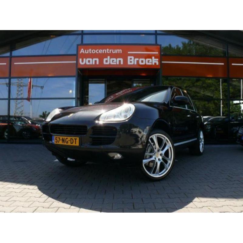 Porsche Cayenne 4.5 s automaat navi leder xenon lucht vering