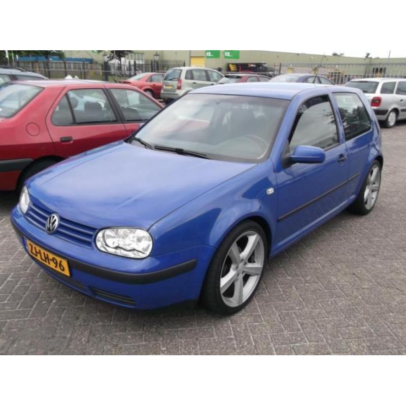 Volkswagen Golf 1.4-16V