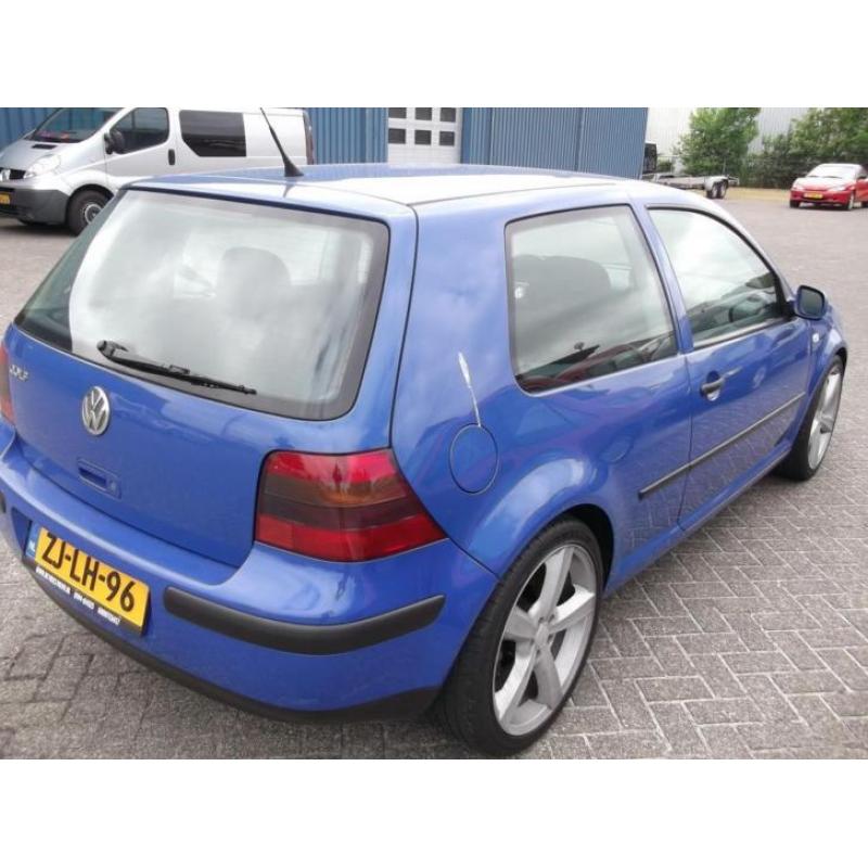 Volkswagen Golf 1.4-16V