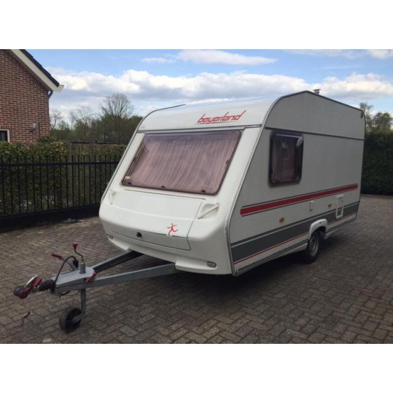 Beyerland 390 G Sprinter, Stapelbed 2004 met voortent