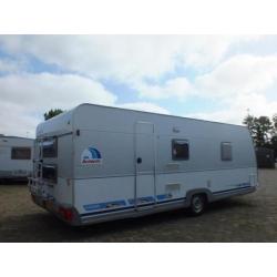 DETHLEFFS CAMPER 560 bj.99 6 slaapplaatsen Isabella voortent