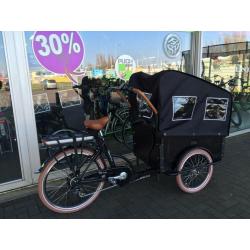 Bakfiets e bike bij Fietsenwinkel Fietsmaster in Beverwijk