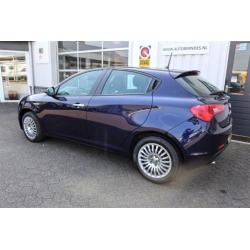 Alfa Romeo Giulietta 1.6 JTDm Progression (bj 2013)