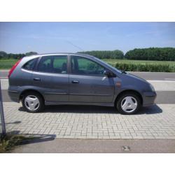 Nissan Almera Tino 1.8 Visia nieuw type