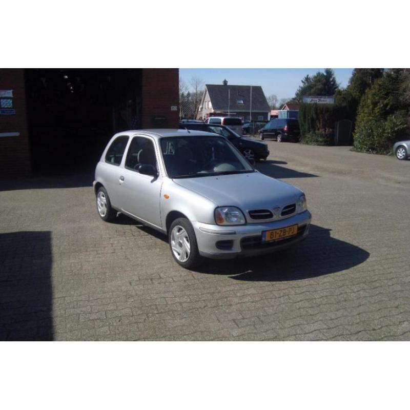 Nissan Micra 1.0 3D 2002 Grijs