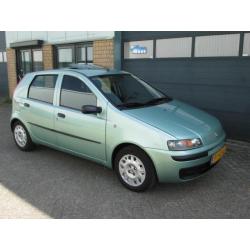 Fiat Punto 1.2-16V ELX nw 5 deurs apk 9-6-2017 stuurbekracht