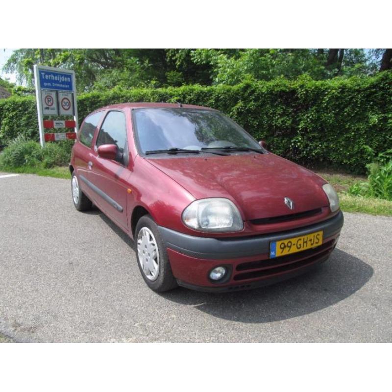 Renault Clio 1.6 RN AUT 1998 153733 km nieuwe apk