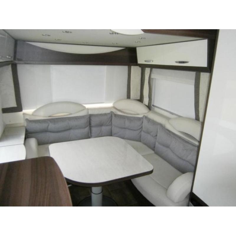 Bürstner Averso Plus 410 TS Full-Options- Slimme caravan