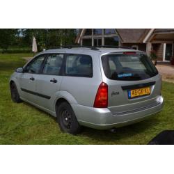 Ford Focus 1.6 I Trend Wagon AUT 2001 Grijs