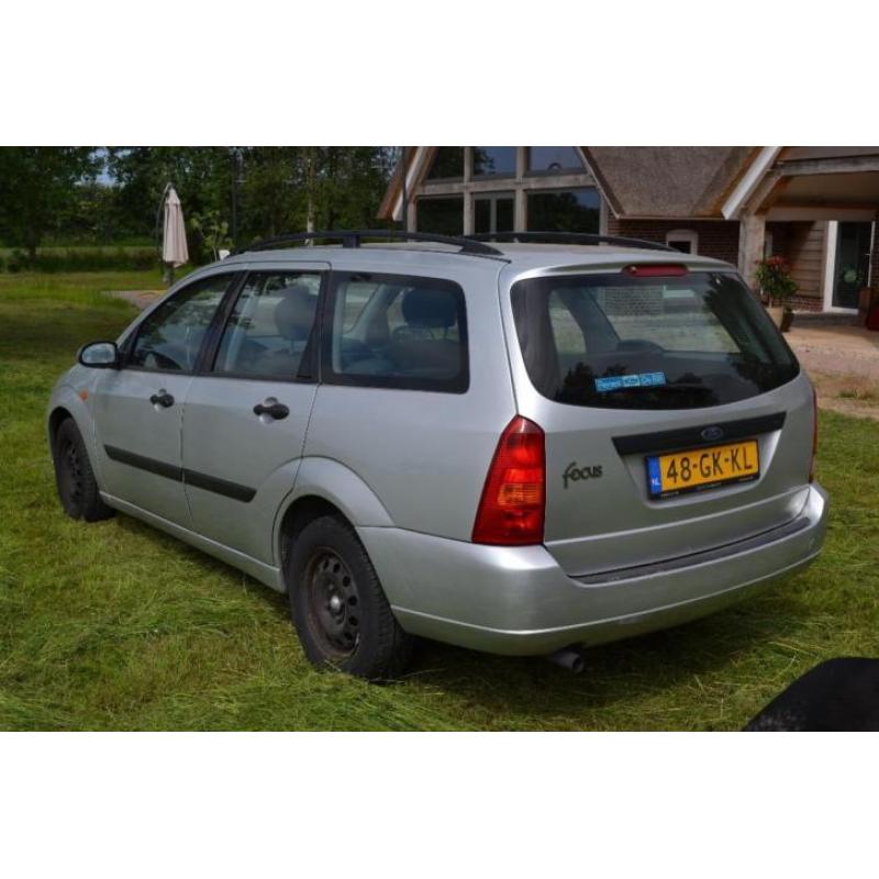 Ford Focus 1.6 I Trend Wagon AUT 2001 Grijs